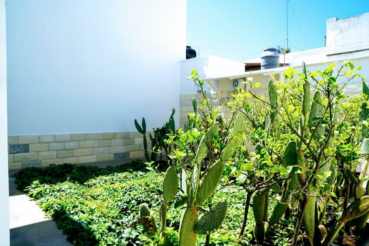Fronte Mare In Centro Covered Parking Torre Lapillo Exterior photo