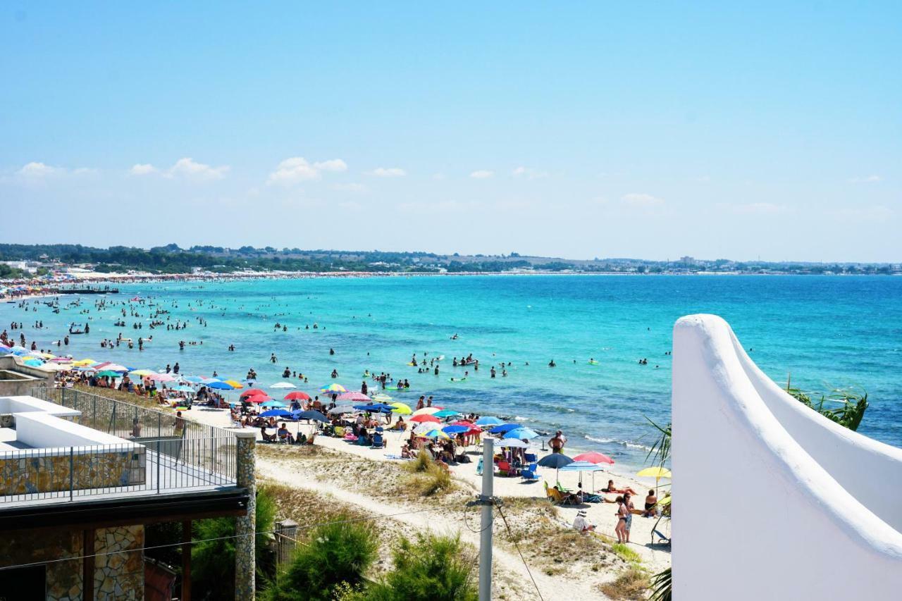 Fronte Mare In Centro Covered Parking Torre Lapillo Exterior photo